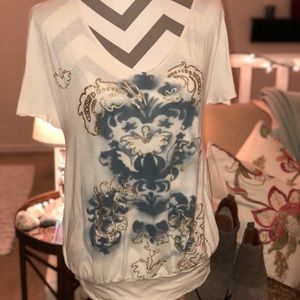 🌸🌸DKNY JEANS T-SHIRT🌸🌸